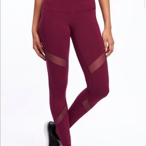 Mid-Rise Mesh-Panel Elevate Compression Leggings